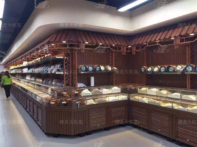 靠墻高柜