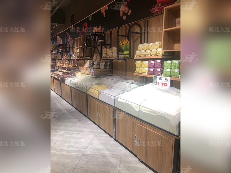 靠墻高柜