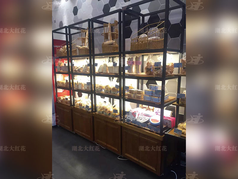 靠墻烘焙柜